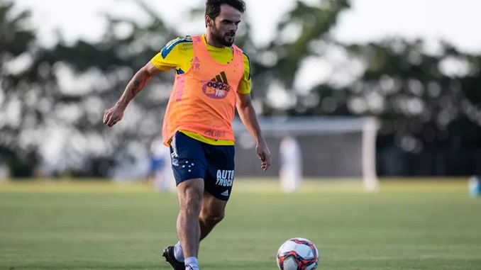 Norberto sofre lesão e desfalcará o Cruzeiro nos próximos jogos