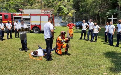 Guardas Municipais aprovados no último Concurso recebem instruções ministradas pelo Corpo de Bombeiros Militar