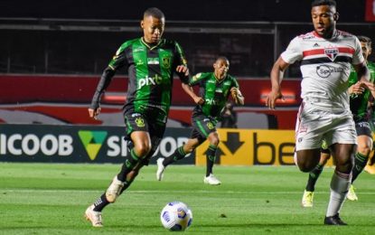 América recebe o Flamengo para se afastar de vez do Z4 e sonhar com a Sul-Americana