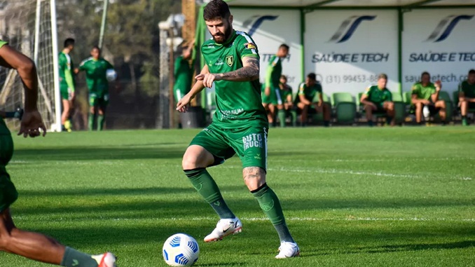 Atacante americano traça meta ambiciosa para o time no Brasileirão