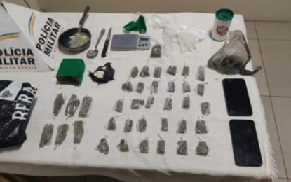 Autores são presos por tráfico de drogas no Bairro Santa Efigênia em Barbacena
