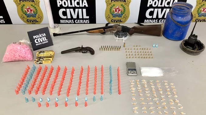 Polícia Civil desativa creche clandestina usada para esconderijo de armas e drogas