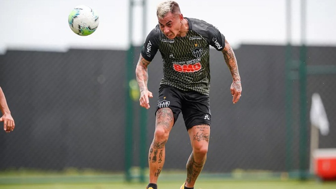 Suspenso nas Eliminatórias, Vargas já retorna aos treinos no Atlético