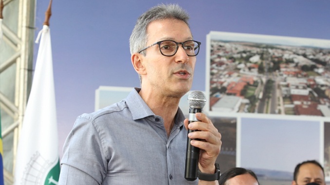 Zema afirma que regiões de Minas podem ficar sem energia elétrica a qualquer instante