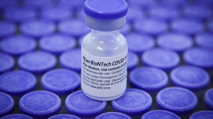 Estudo mostra eficácia da vacina da Pfizer em grupo de 12 a 18 anos