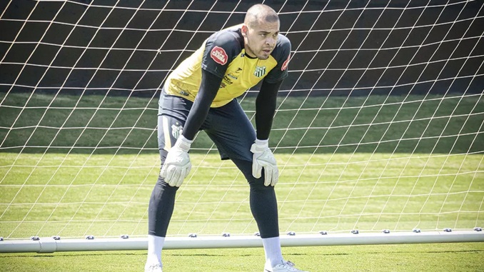 Roballo crê em reação do Uberlândia contra a Aparecidense