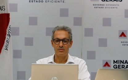 Governo anuncia inclusão do abono salarial para servidores da Educação Básica