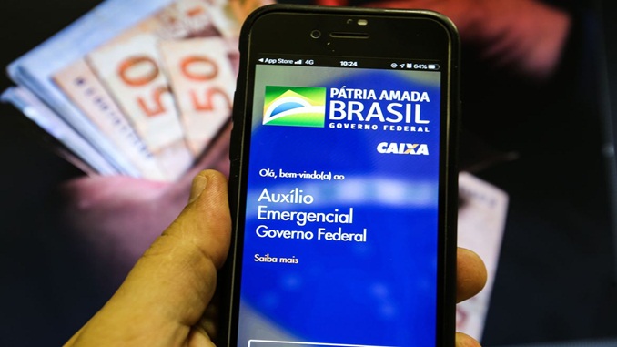 Trabalhadores nascidos em agosto podem sacar auxílio emergencial