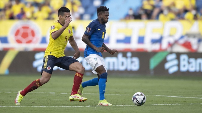 No Estádio Monumental, em Barranquilla, Brasil e Colômbia ficam no 0 a 0