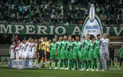 Coritiba derrota Sampaio Corrêa e amplia liderança