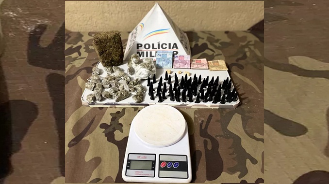 Polícia Militar faz apreensão em combate ao tráfico de drogas em Juiz de Fora