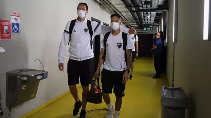 Galo viajará direto ao Rio para enfrentar Flamengo, após confronto contra o Fortaleza