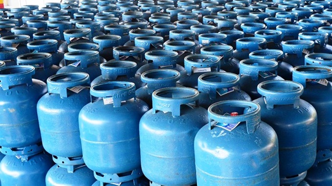 Aprovado projeto que cria subsídio para a compra de gás de cozinha