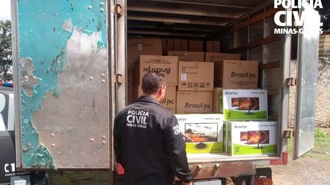 Casal é preso com carga de informática avaliada em R$ 100 mil, em Ribeirão das Neves região Metropolitana de Belo Horizonte