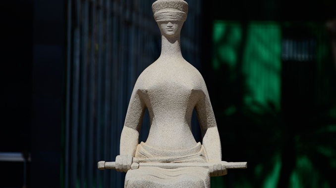 STF determina que estados e municípios terão autonomia sobre vacinação de adolescentes