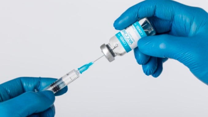 Passaporte vacinal e máscara são fundamentais para reabertura