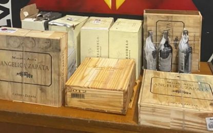 Carga de vinhos argentinos é apreendida em lava-jato de BH